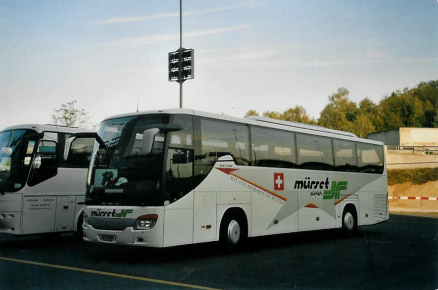 (098'718) - M�rset, Z�rich - ZH 738'920 - Setra am 15. September 2007 in Z�rich, Flughafen