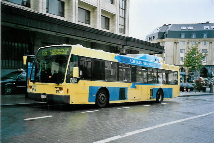 (099'306) - STIB Bruxelles - Nr. 8684/ELS-971 - Van Hool am 26. September 2007 in Bruxelles, Centraal