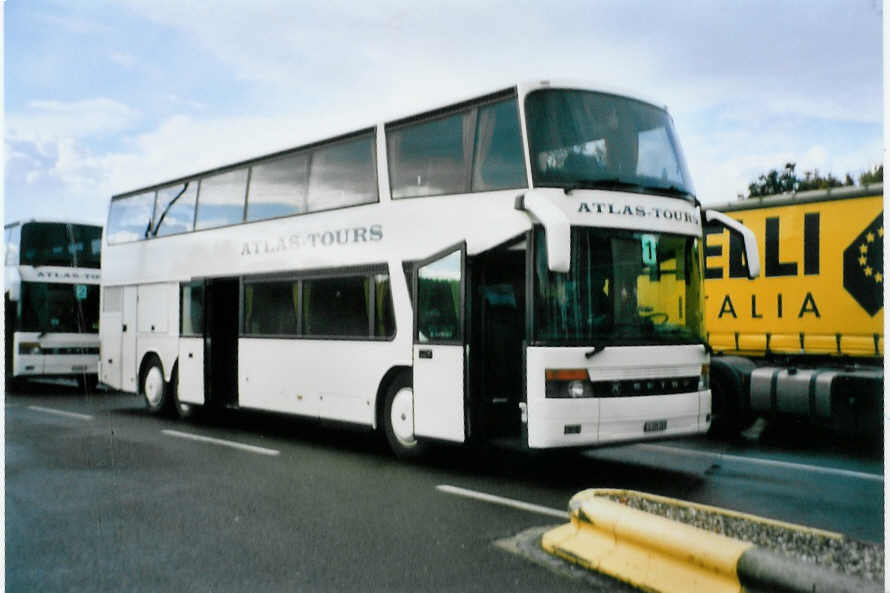 (099'312) - Aus der Schweiz: Atlas-Tours, Rothenburg - LU 109'383 - Setra am 26. September 2007 in Capellen, Autobahnrastst�tte
