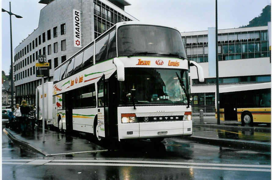 (099'324) - Jean-Louis, F�tigny - FR 300'467 - Setra am 30. September 2007 beim Bahnhof Thun