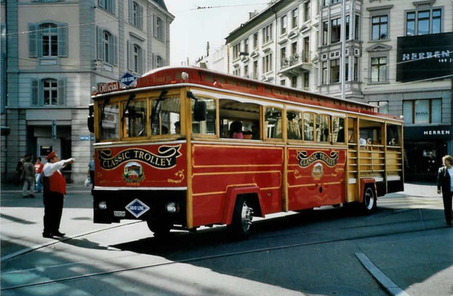 (100'113) - Meier, Z�rich - ZH 301'569 - Classic Trolley am 5. Oktober 2007 in Z�rich, L�wenplatz
