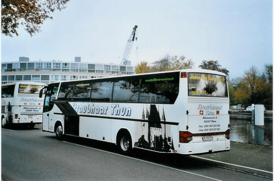 (100'723) - Straubhaar, Thun - Nr. 2/BE 555'977 - Setra am 3. November 2007 bei der Schiffl�ndte Thun