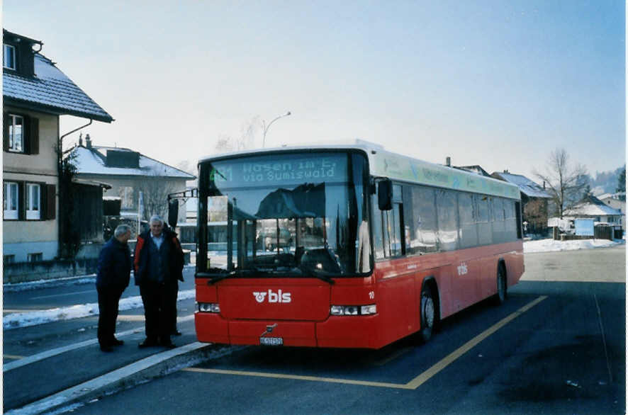 (101'132) - Busland, Burgdorf - Nr. 10/BE 577'570 - Volvo/Hess (ex AAGK Koppigen Nr. 10) am 18. November 2007 beim Bahnhof Sumiswald-Gr�nen