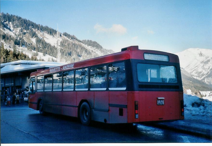 (103'620) - Buchard, Leytron - VS 84'255 - Volvo/R&J (ex Bernmobil, Bern Nr. 116) am 19. Januar 2008 in Anz�re, Place de la T�l�cabine