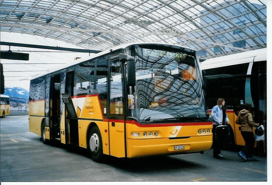 (103'905) - PostAuto Graub�nden - GR 159'208 - Neoplan (ex P 25'083) am 4. Februar 2008 in Chur, Postautostation