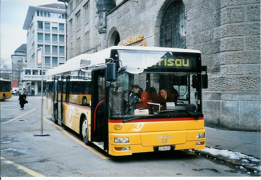 (104'021) - Postautobetriebe Unteres Toggenburg, L�tisburg - SG 284'107 - MAN am 4. Februar 2008 beim Bahnhof St. Gallen