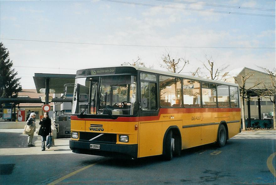 (104'202) - Lengacher, M�nsingen - Nr. 4/BE 26'963 - Volvo/Hess (ex Steiner, Messen) am 12. Februar 2008 beim Bahnhof Wichtrach