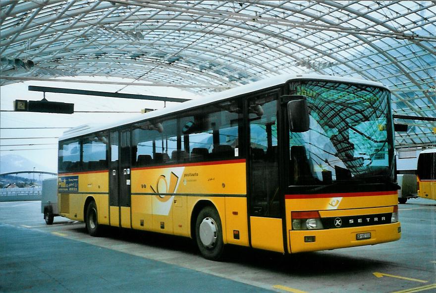 (104'815) - PostAuto Graub�nden - GR 102'333 - Setra (ex P 26'017) am 1. M�rz 2008 in Chur, Postautostation