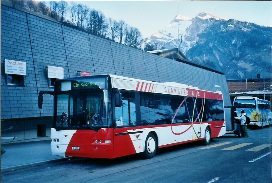 (104'915) - AS Engi - Nr. 1/GL 7701 - Neoplan (ex SBC Chur Nr. 107) am 9. M�rz 2008 in Elm, Sportbahnen