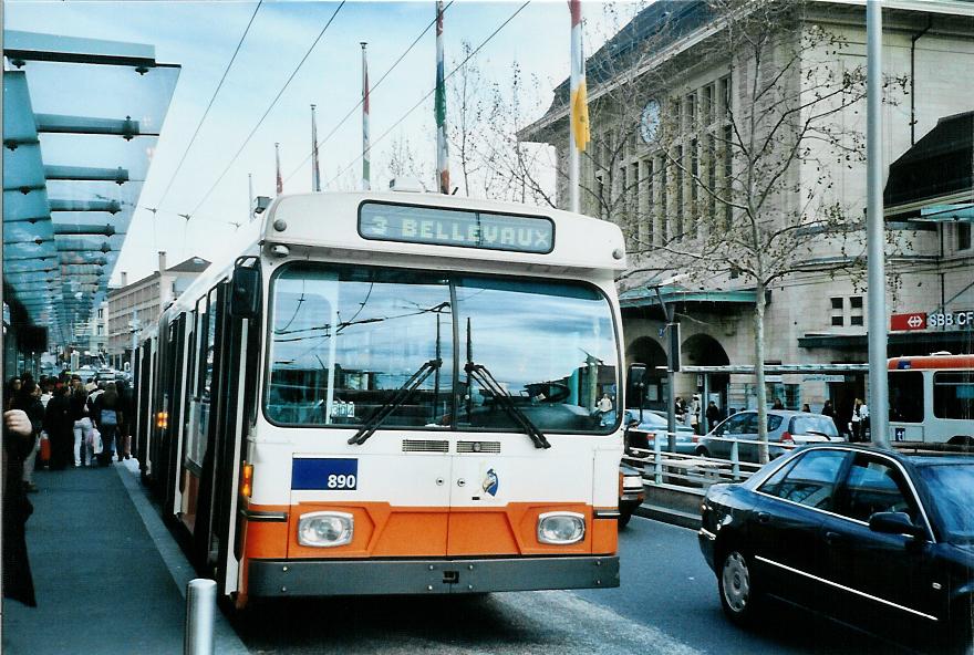 (105'227) - TL Lausanne - Nr. 890 - Saurer/Hess Gelenktrolleybus (ex TPG Gen�ve Nr. 656) am 15. M�rz 2008 beim Bahnhof Lausanne