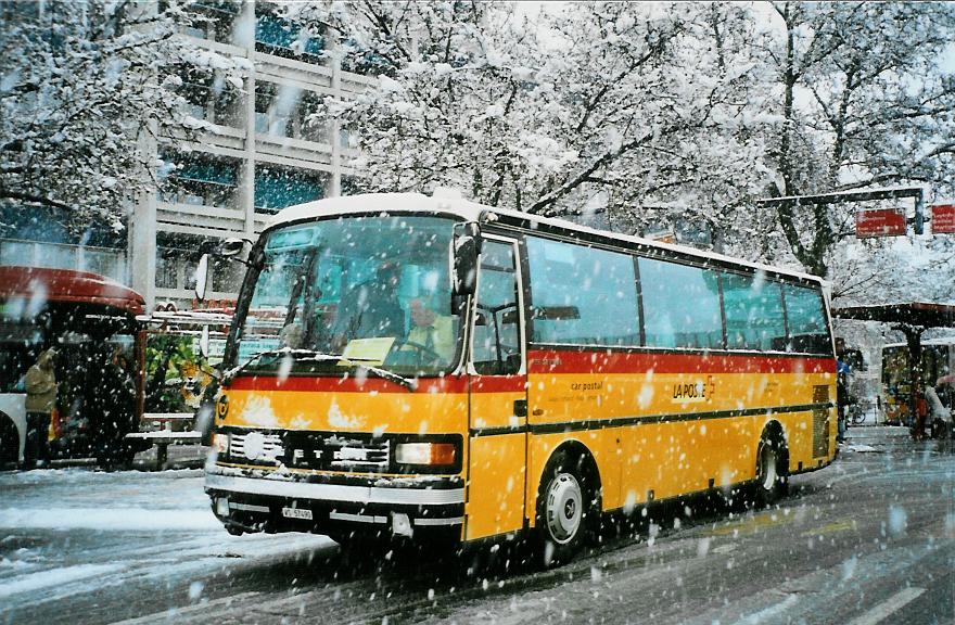 (105'612) - Ev�quoz, Erde - VS 57'490 - Setra am 21. M�rz 2008 beim Bahnhof Sion