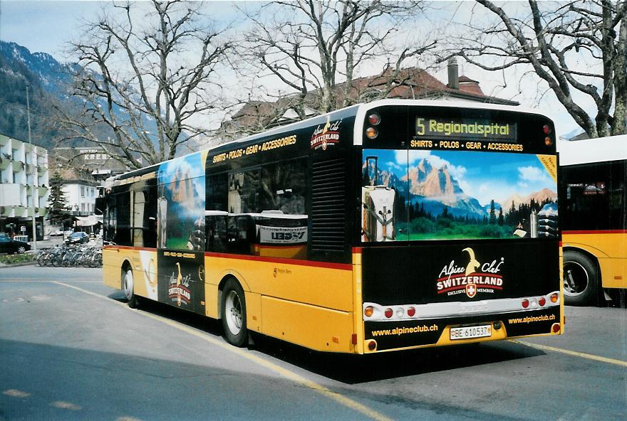 (106'034) - PostAuto Bern - BE 610'537 - Solaris am 30. M�rz 2008 beim Bahnhof Interlaken West