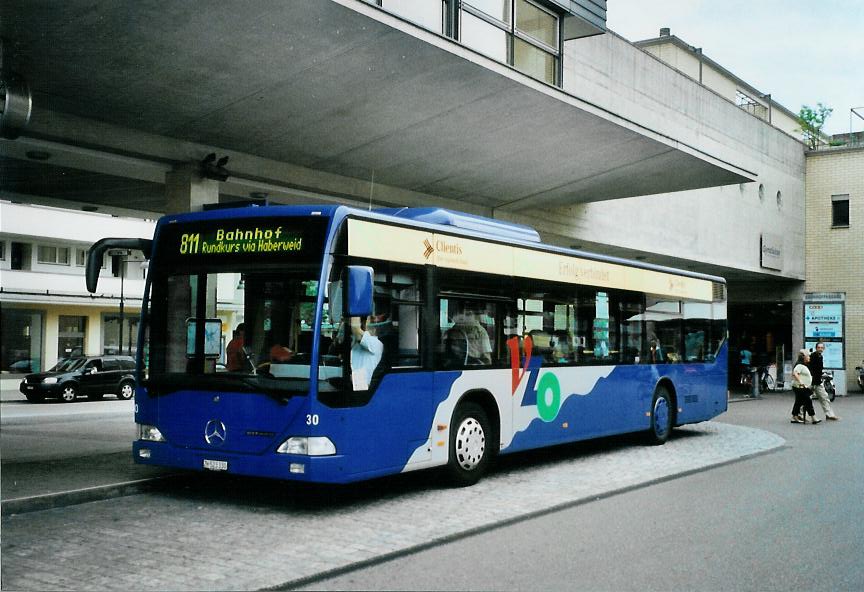 (108'701) - VZO Gr�ningen - Nr. 30/ZH 523'330 - Mercedes am 6. Juli 2008 beim Bahnhof Uster
