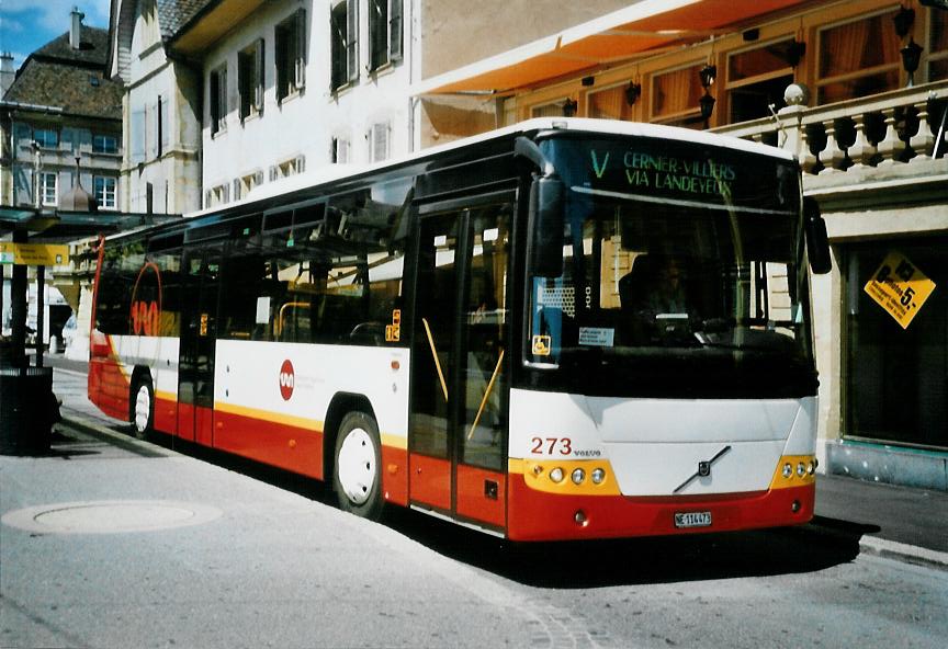 (109'824) - VR La Chaux-de-Fonds - Nr. 273/NE 114'473 - Volvo am 2. August 2008 in Neuch�tel, Place Pury