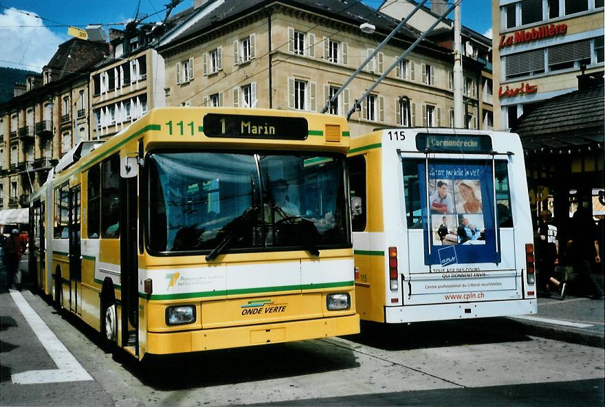 (109'915) - TN Neuch�tel - Nr. 111 - NAW/Hess Gelenktrolleybus am 2. August 2008 in Neuch�tel, Place Pury