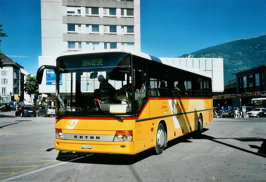 (110'030) - Dubuis, Savi�se - VS 16'013 - Setra am 3. August 2008 beim Bahnhof Sion