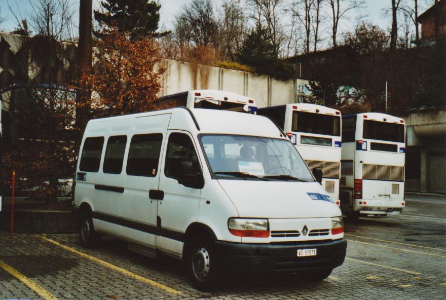 (113'115) - TL Lausanne - Nr. 3/VD 57'871 - Renault am 22. Dezember 2008 in Lausanne, D�p�t Borde
