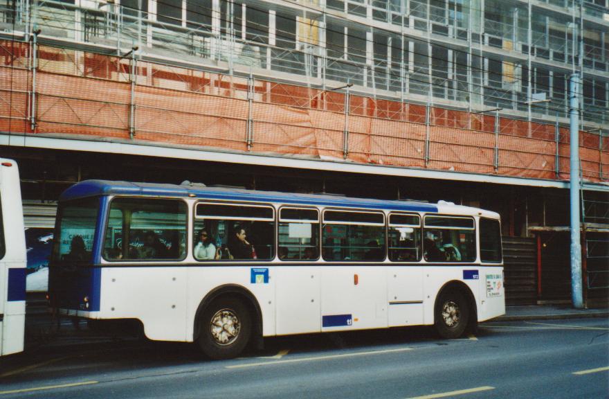 (113'120) - TL Lausanne - Nr. 972 - Rochat/Lauber Personenanh�nger am 22. Dezember 2008 in Lausanne, Rue Neuve