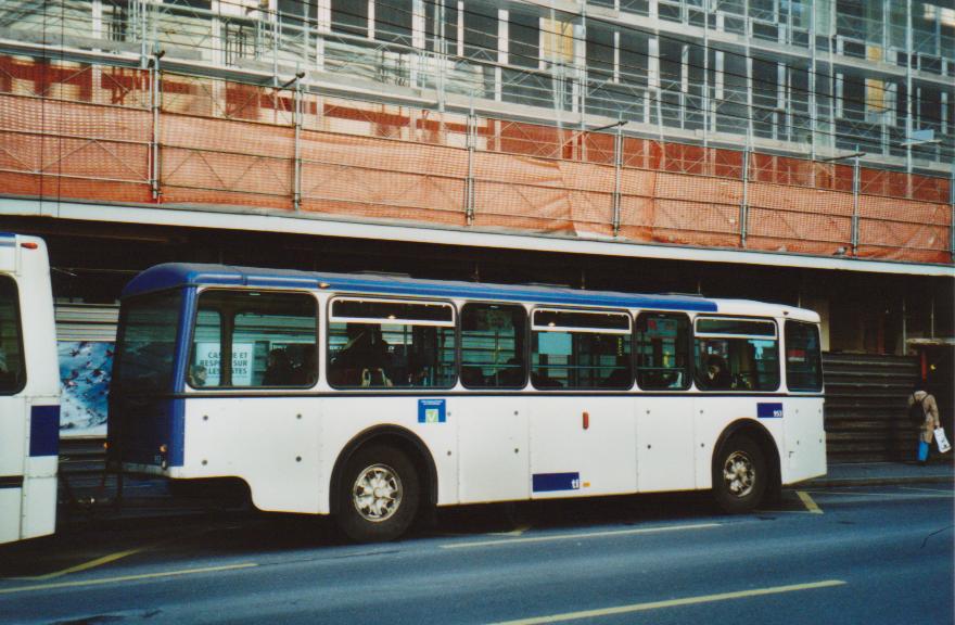 (113'133) - TL Lausanne - Nr. 953 - Rochat/Lauber Personenanh�nger am 22. Dezember 2008 in Lausanne, Rue Neuve