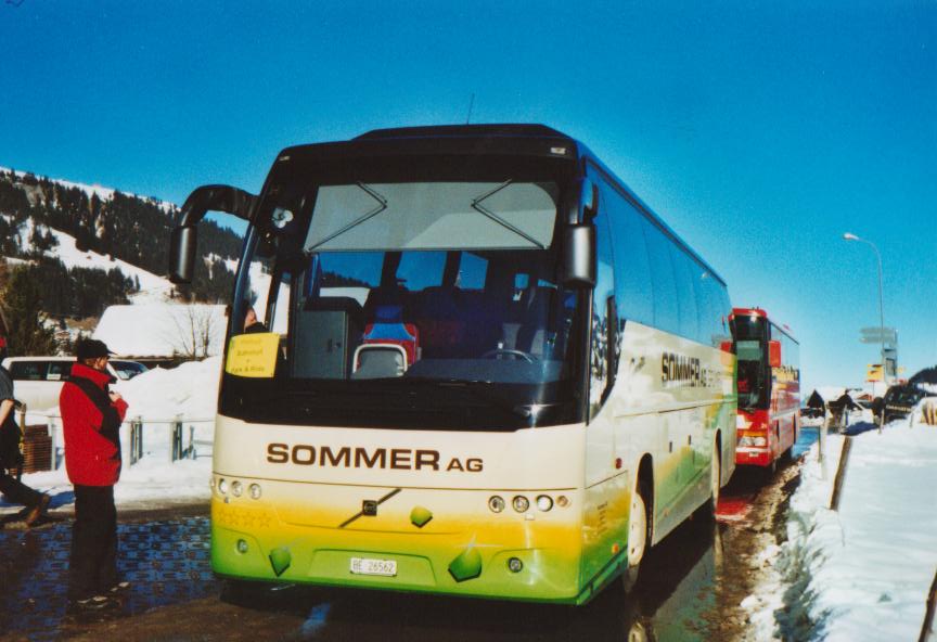(113'828) - Sommer, Gr�nen - BE 26'562 - Volvo am 11. Januar 2009 in Adelboden, Weltcup