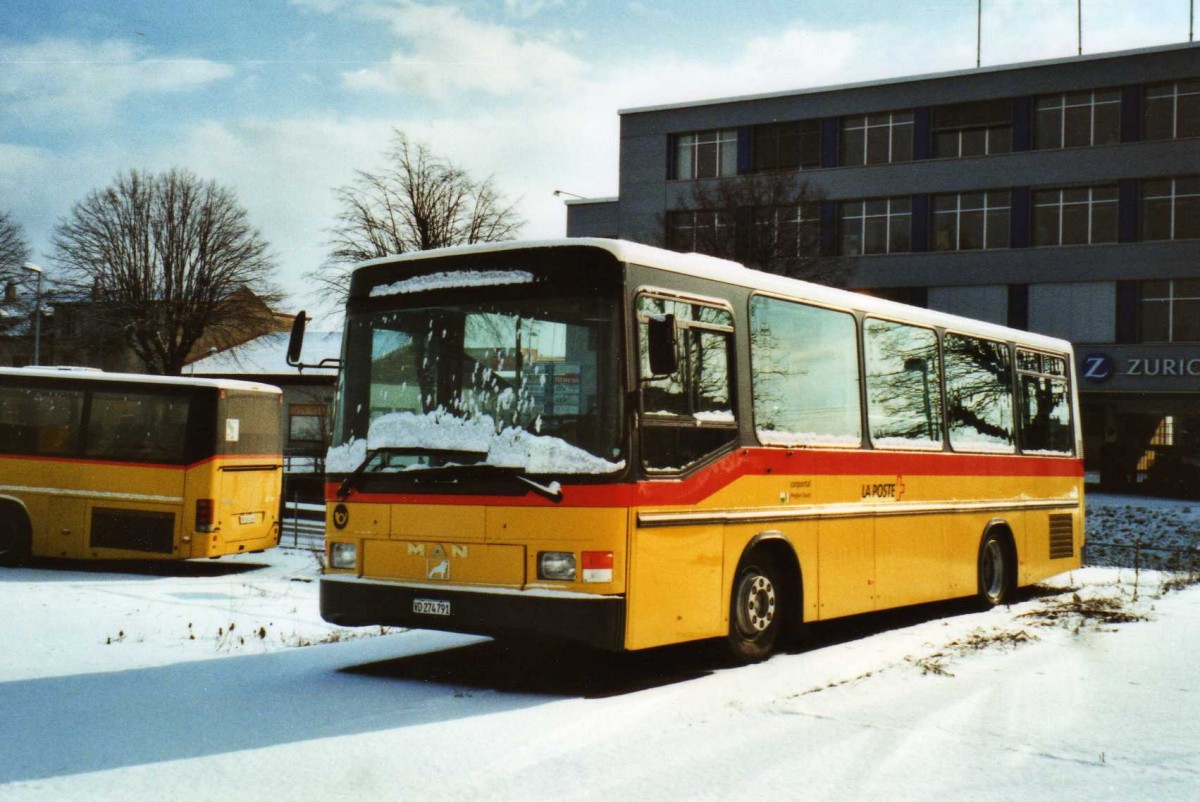 (114'204) - CarPostal Ouest - VD 274'791 - MAN/Hess (ex PostAuto Bern Nr. 452; ex Trachsel, Hasle-R�egsau; ex Loosli, Wyssachen) am 14. Februar 2009 in Yverdon, Garage