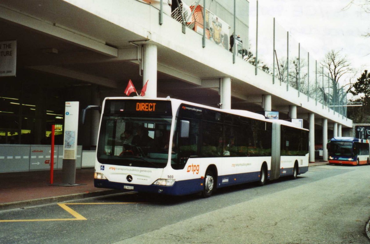 (114'820) - TPG Gen�ve - Nr. 169/GE 960'553 - Mercedes am 8. M�rz 2009 in Gen�ve, Palexpo