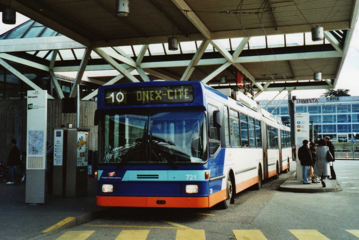 (114'901) - TPG Gen�ve - Nr. 721 - NAW/Hess Doppelgelenktrolleybus (ex Nr. 709) am 8. M�rz 2009 in Gen�ve, A�roport
