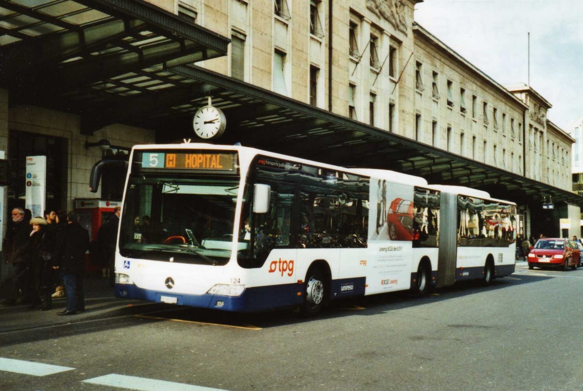 (115'004) - TPG Gen�ve - Nr. 124/GE 960'508 - Mercedes am 8. M�rz 2009 beim Bahnhof Gen�ve