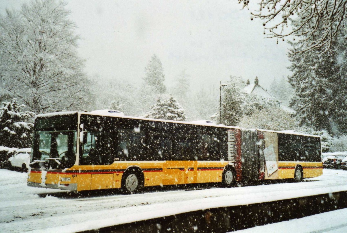 (115'019) - STI Thun - Nr. 121/BE 700'121 - MAN am 9. M�rz 2009 bei der Schiffl�ndte Thun