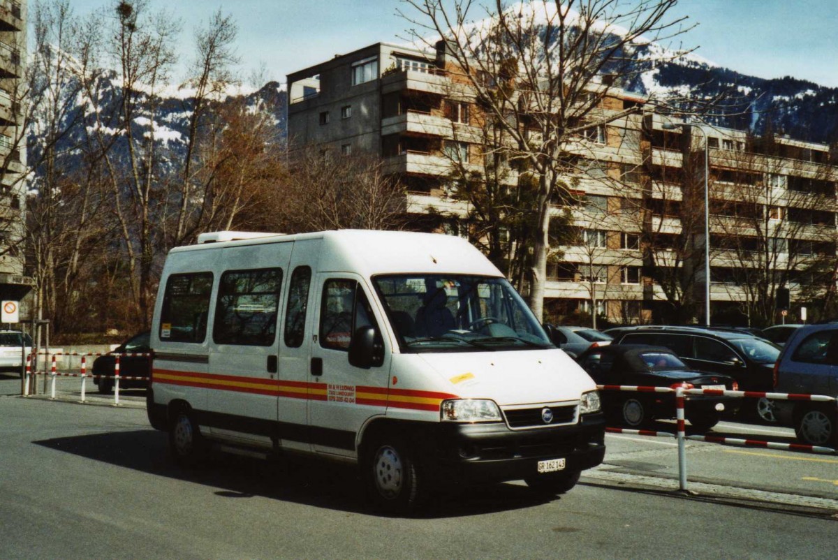 (115'118) - Ludwig, Landquart - GR 162'143 - Fiat am 14. M�rz 2009 beim Bahnhof Landquart