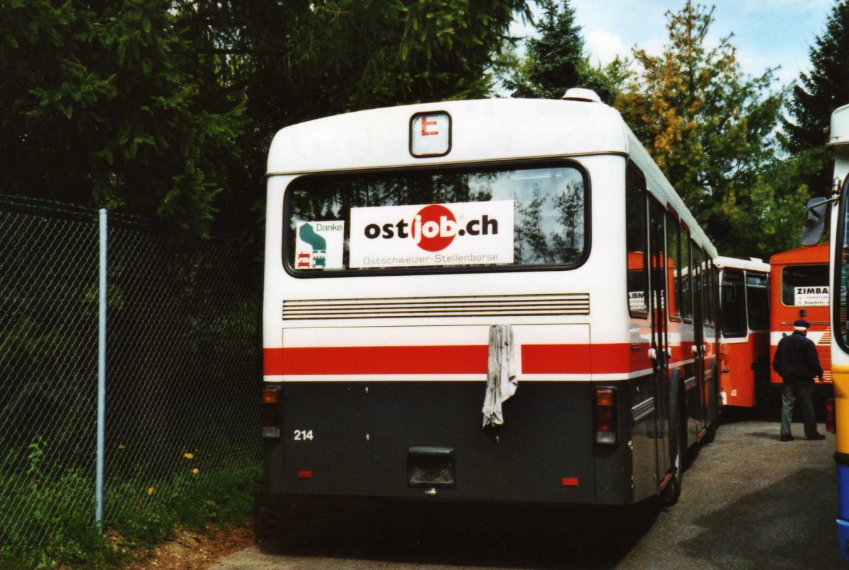 (116'130) - VBSG St. Gallen (R�trobus) - Nr. 214 - Saurer/Hess am 25. April 2009 in Bressonnaz, R�trobus