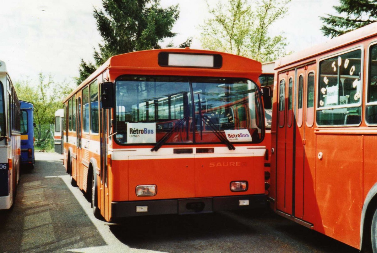 (116'134) - AOT Amriswil (R�trobus) - Nr. 8 - Saurer/T�scher (ex Frommelt, Vaduz) am 25. April 2009 in Bressonnaz, R�trobus
