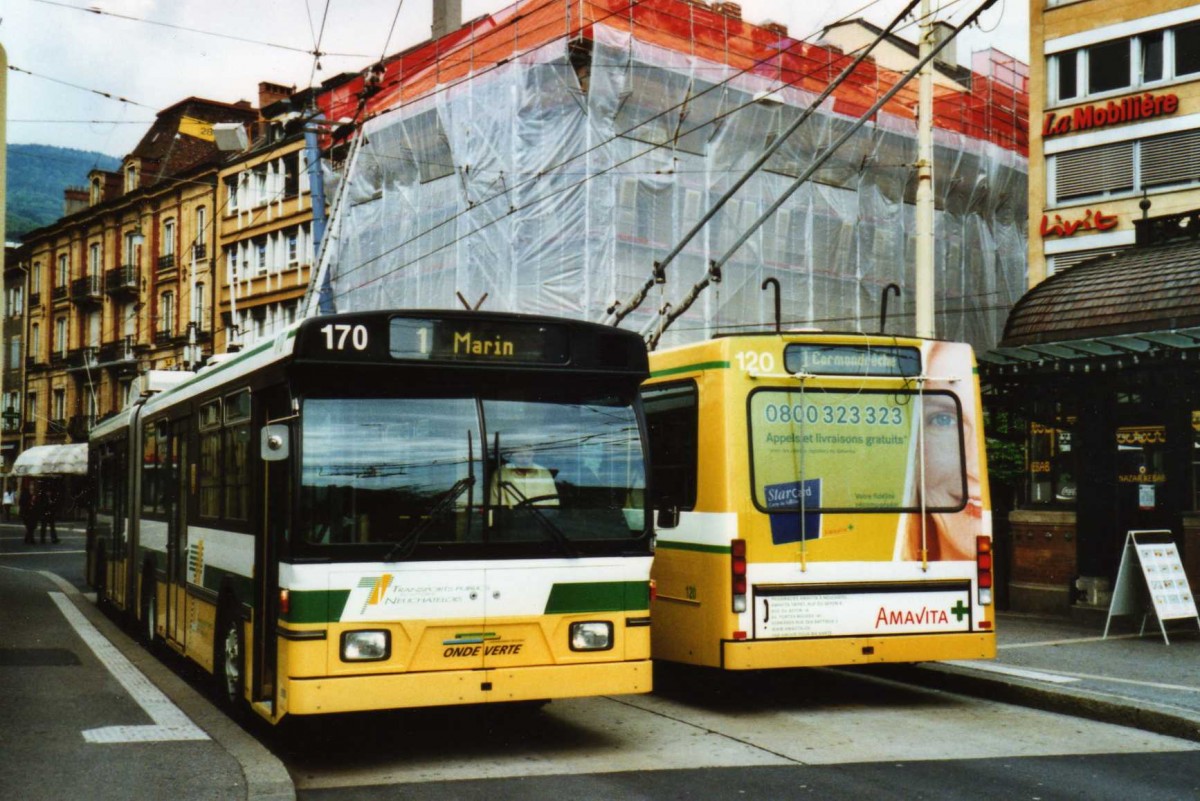 (116'313) - TN Neuch�tel - Nr. 170 - FBW/Hess Gelenktrolleybus am 3. Mai 2009 in Neuch�tel, Place Pury