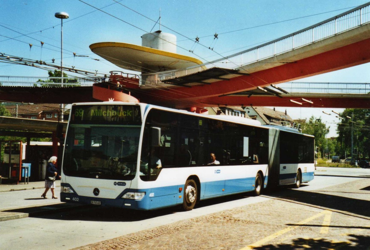 (117'811) - VBZ Z�rich - Nr. 402/ZH 745'402 - Mercedes am 17. Juni 2009 in Z�rich, Bucheggplatz