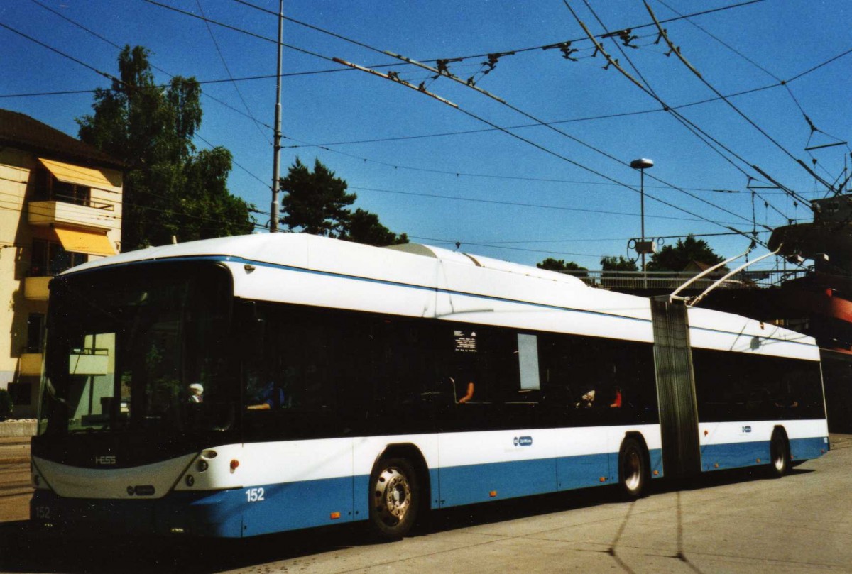 (117'815) - VBZ Z�rich - Nr. 152 - Hess/Hess Gelenktrolleybus am 17. Juni 2009 in Z�rich, Bucheggplatz