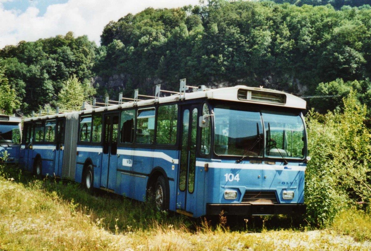 (117'917) - VBL Luzern - Nr. 104 - Volvo/Hess am 4. Juli 2009 in N�fels