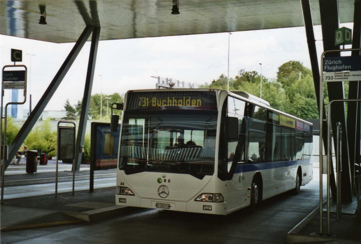 (119'022) - Maag, Kloten - Nr. 33/ZH 590'933 - Mercedes am 10. Juli 2009 in Z�rich, Flughafen