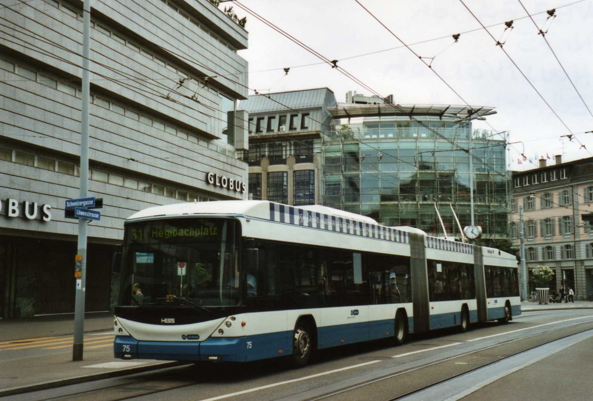 (119'120) - VBZ Z�rich - Nr. 75 - Hess/Hess Doppelgelenktrolleybus am 12. Juli 2009 in Z�rich, L�wenplatz