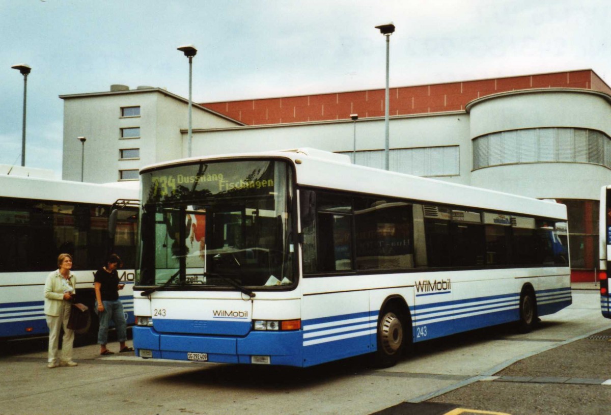 (119'307) - WilMobil, Wil - Nr. 243/SG 292'409 - Volvo/Hess (ex RTB Altst�tten Nr. 32) am 22. Juli 2009 beim Bahnhof Wil