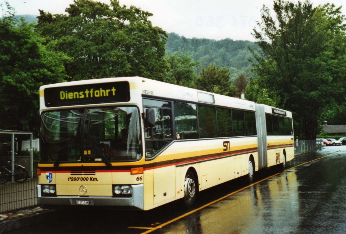(119'406) - STI Thun - Nr. 66/BE 371'366 - Mercedes am 3. August 2009 bei der Schiffl�ndte Thun