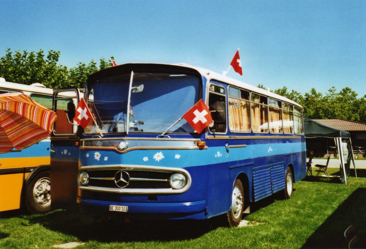(119'903) - M�ller, Lenk - BE 300'101 - Mercedes am 15. August 2009 in Zug, Wohnbustreffen