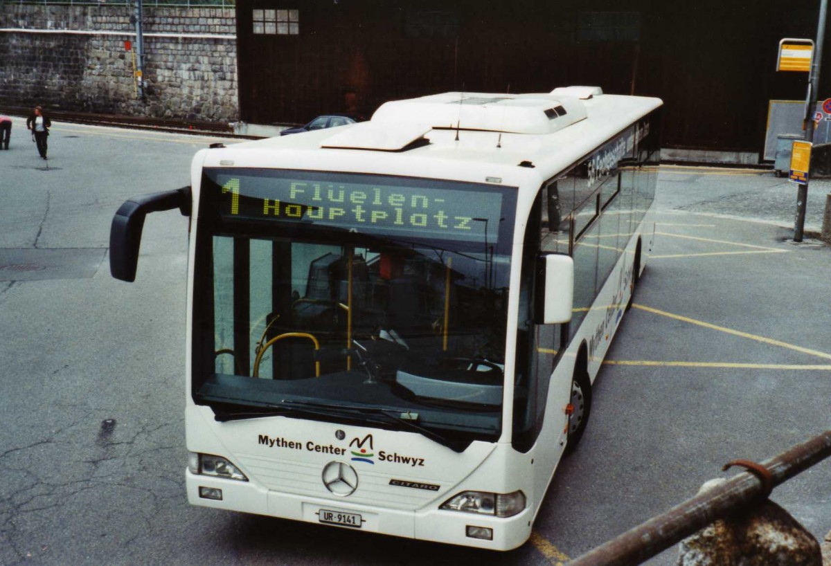 (120'935) - AAGU Altdorf - Nr. 41/UR 9141 - Mercedes am 12. September 2009 beim Bahnhof G�schenen