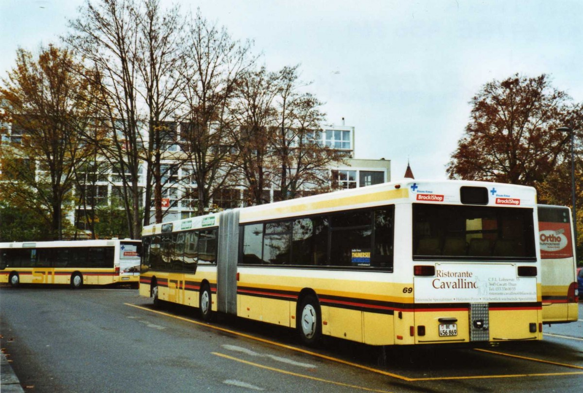 (121'903) - STI Thun - Nr. 69/BE 456'869 - MAN am 10. November 2009 bei der Schiffl�ndte Thun