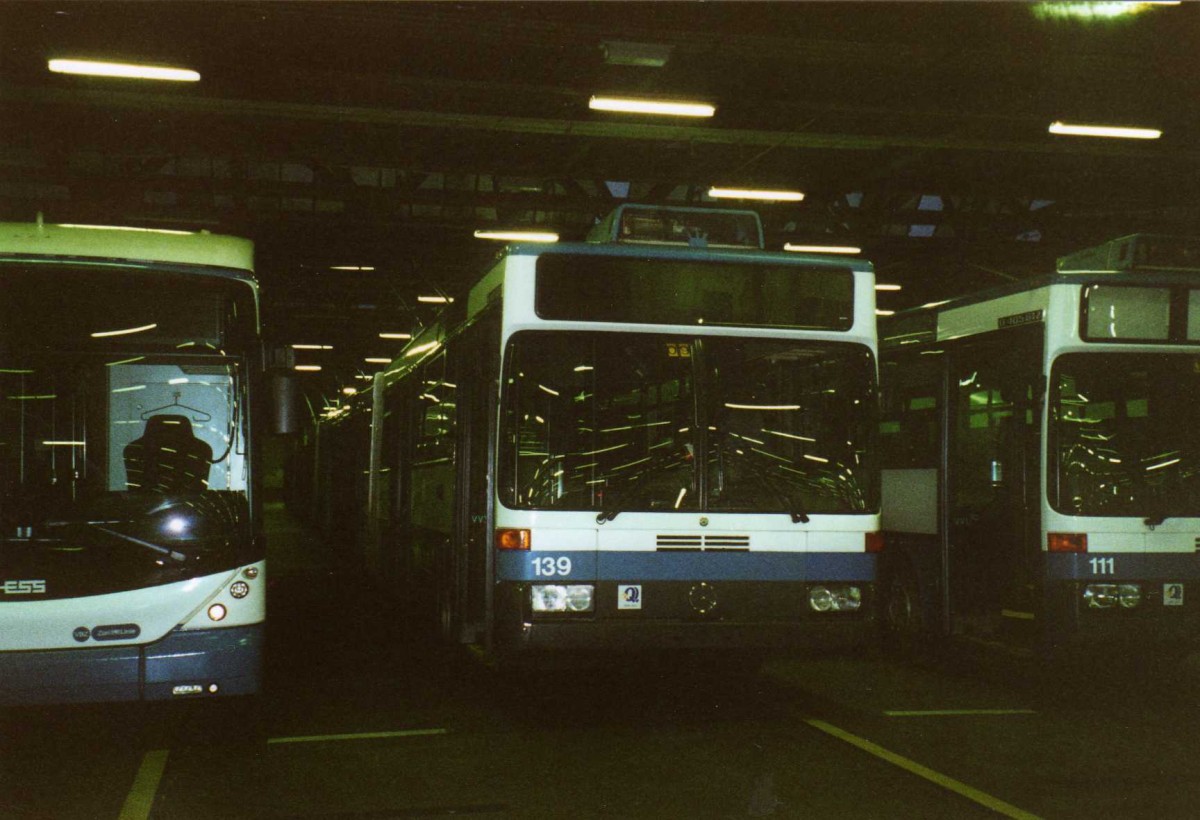 (123'108) - VBZ Z�rich - Nr. 139 - Mercedes Gelenktrolleybus am 13. Dezember 2009 in Z�rich, Garage Hardau