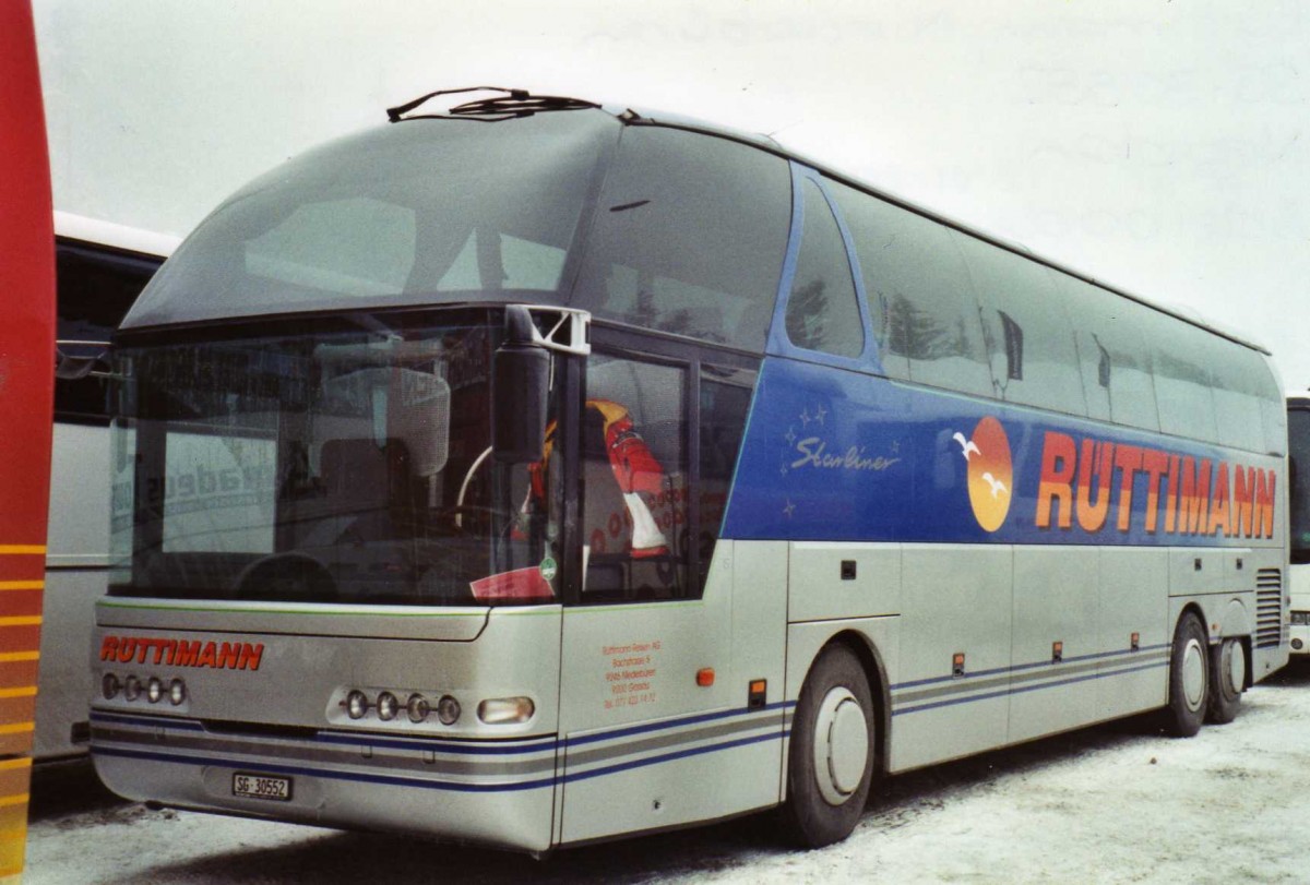 (123'904) - R�ttimann, Niederb�ren - SG 30'552 - Neoplan am 9. Januar 2010 in Adelboden, ASB
