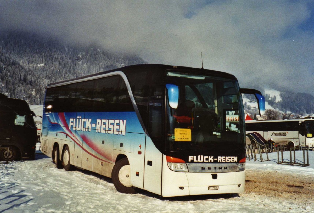 (124'029) - Fl�ck, Brienz - BE 378'782 - Setra am 10. Januar 2010 in Adelboden, Weltcup