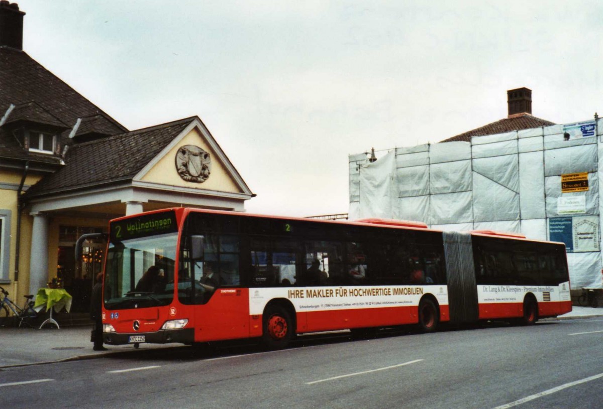 (124'803) - SWK Konstanz - Nr. 52/KN-C 1152 - Mercedes am 10. M�rz 2010 beim Bahnhof Konstanz