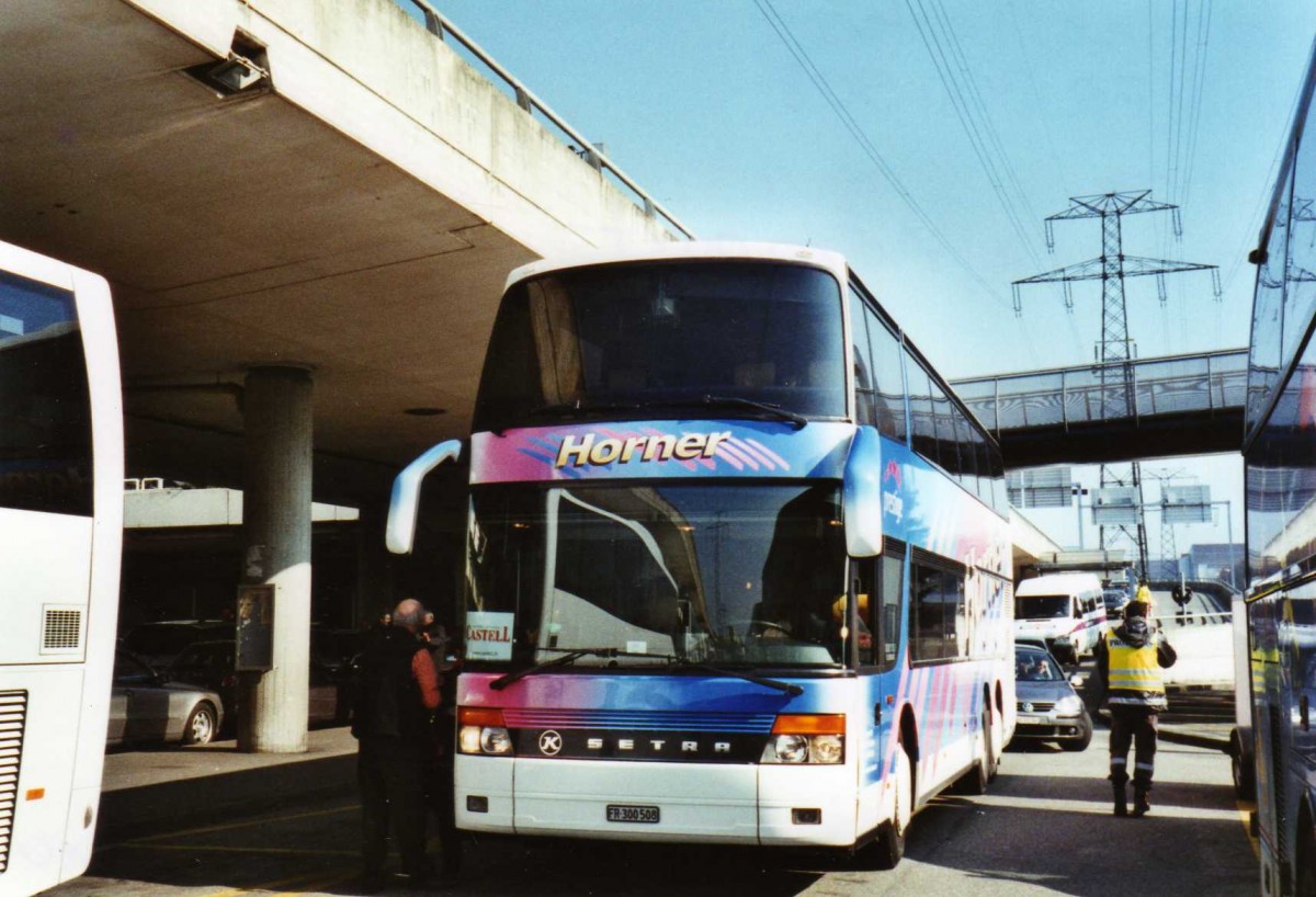 (124'916) - Horner, Tafers - Nr. 8/FR 300'508 - Setra am 13. M�rz 2010 in Gen�ve, A�roport
