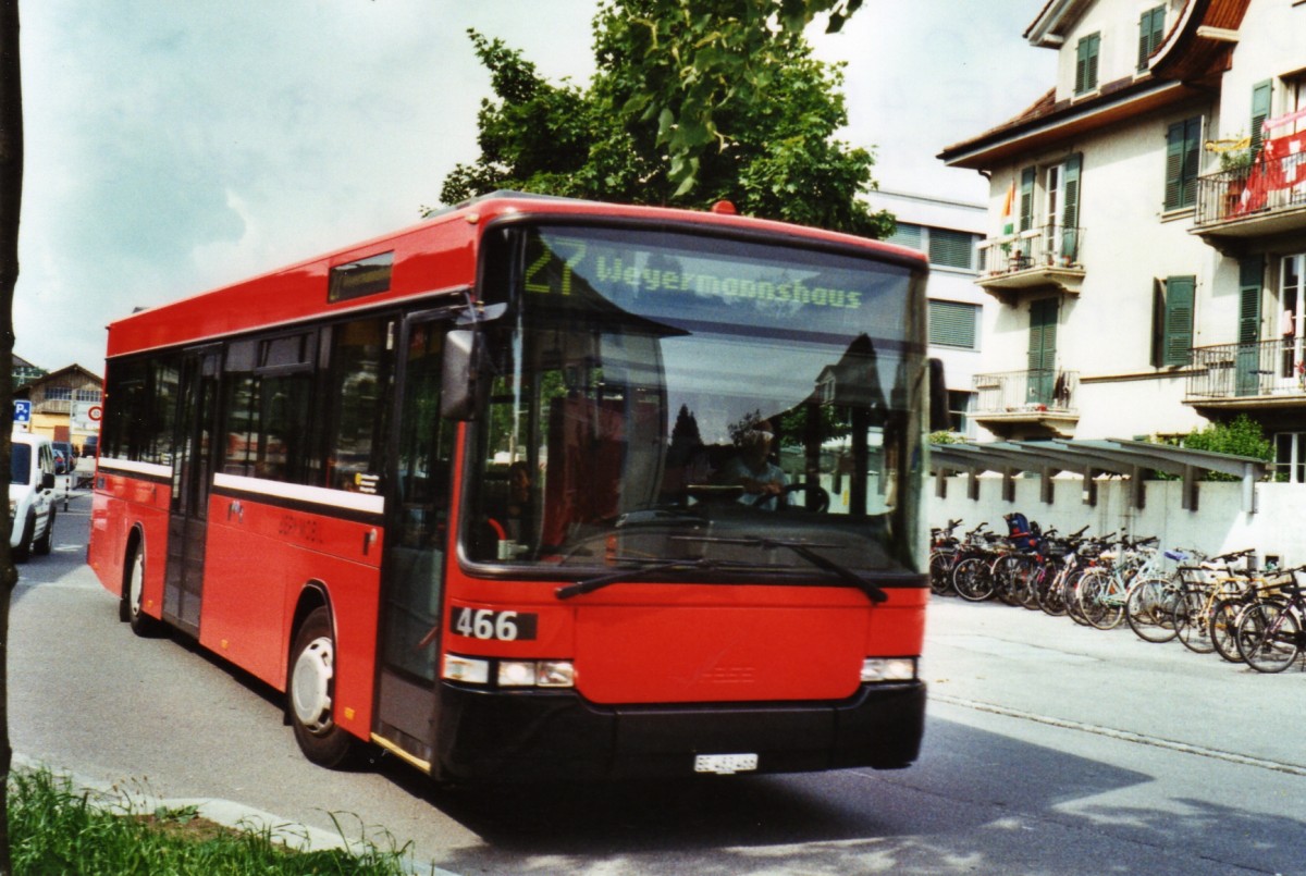 (126'927) - Dysli, Bern - Nr. 466/BE 483'466 - Volvo/Hess (ex Binggeli, Erlach Nr. 2) am 14. Juni 2010 beim Bahnhof B�mpliz S�d