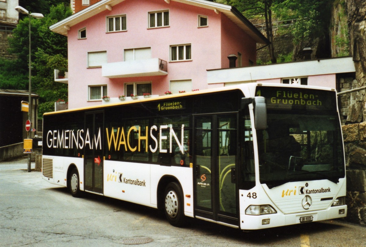 (127'430) - AAGU Altdorf - Nr. 48/UR 9315 - Mercedes am 4. Juli 2010 beim Bahnhof G�schenen